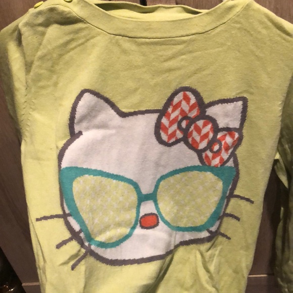 Hello kitty sweater small / medium - Picture 1 of 4